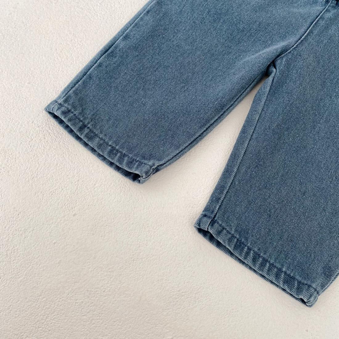 Barboteuse en jean sans manches pour bébés et tout-petits