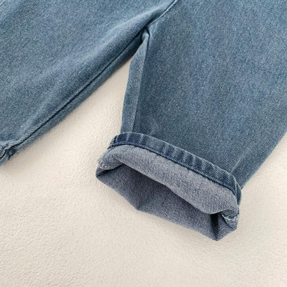 Barboteuse en jean sans manches pour bébés et tout-petits