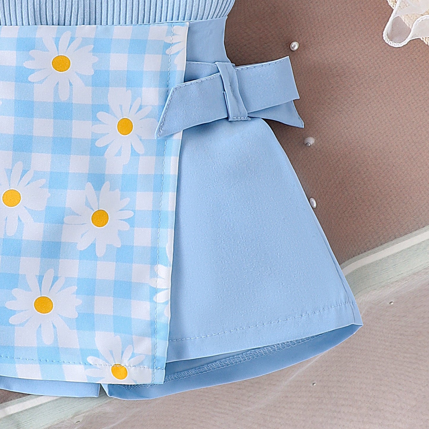 Girls daisy outfit featuring Lottie Daisy Set for weekend trips