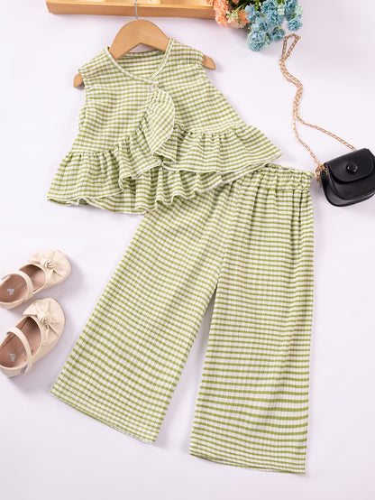 Toddler outfit featuring Willow Gingham Set for vacation days