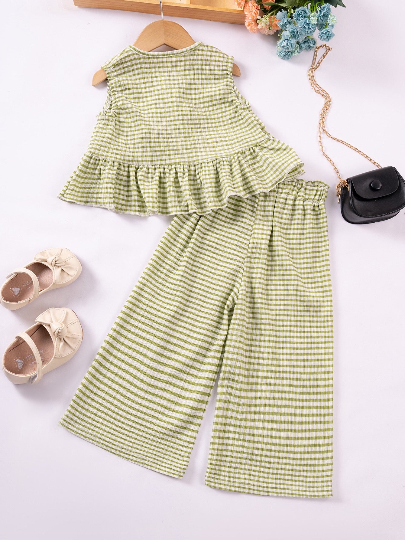 Girls summer outfit featuring Willow Gingham Set for playdates