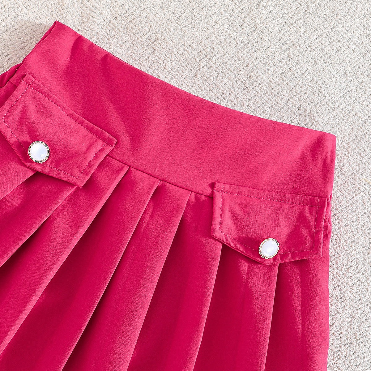 Girls pleated outfit with Ivy Pleated Set for family photos