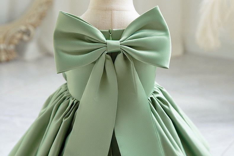 Estelle Bow Dress girls bow party dress suited to birthday parties