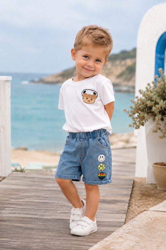 Boy wearing the Milo Patch Set outdoors