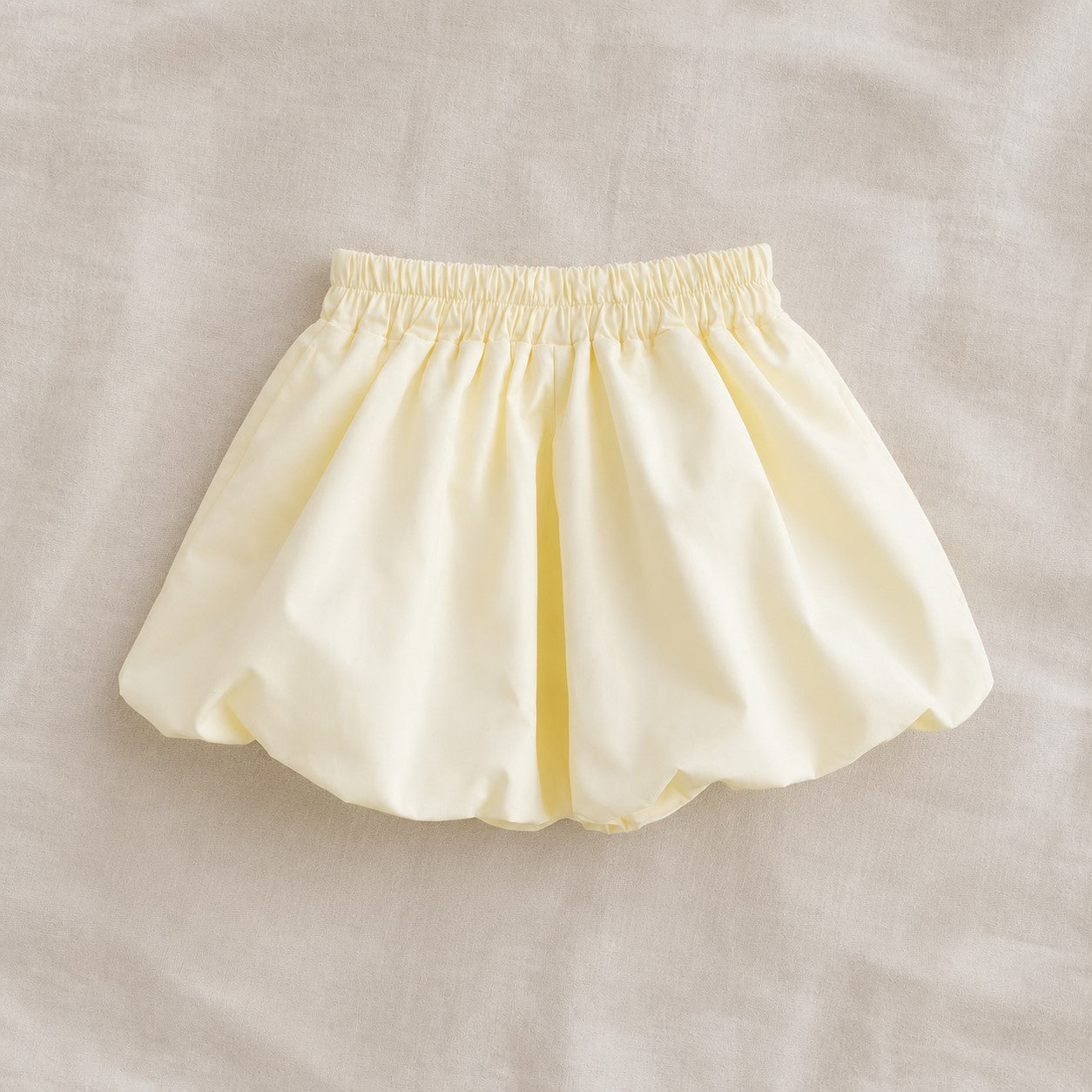 Lila Bloom Set soft yellow bloomer shorts with a comfortable elastic waistband.